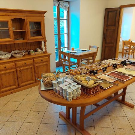 Taxus Hostel Pieve Tesino Ngoại thất bức ảnh